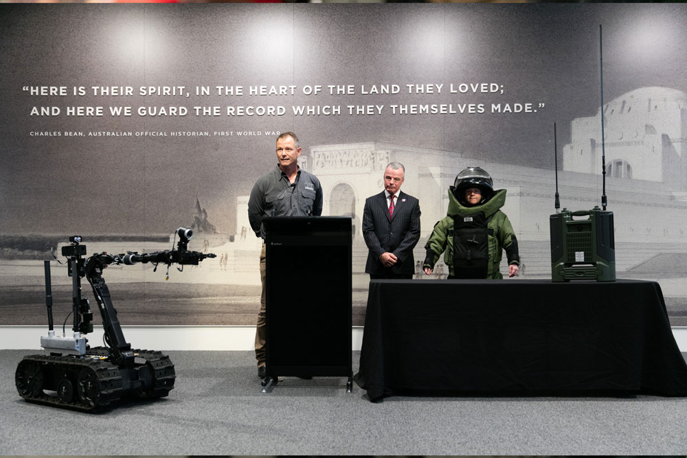 War-Memorial-Donation-2017_05