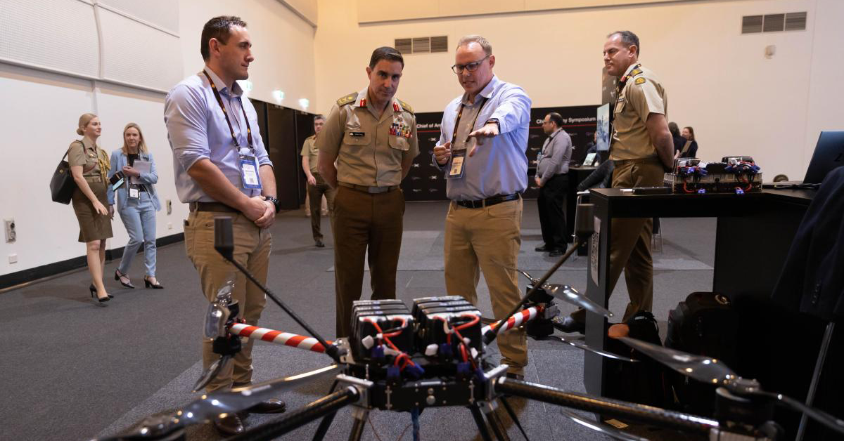 EPE briefing the Chief of Army Lieutenant General Simon Stuart